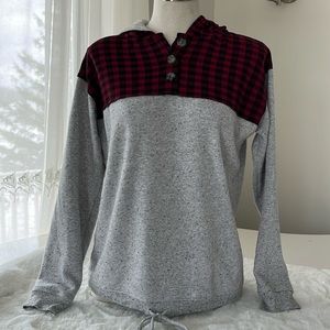 Maurices buffalo plaid hoodie size medium